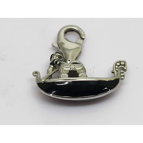 New 925 Sliver with Black Enamel Gondola Charm Highly Detailed from every angle - Picture 6 of 7